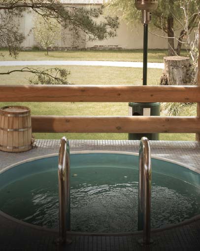Jacuzzis With Hot Jets